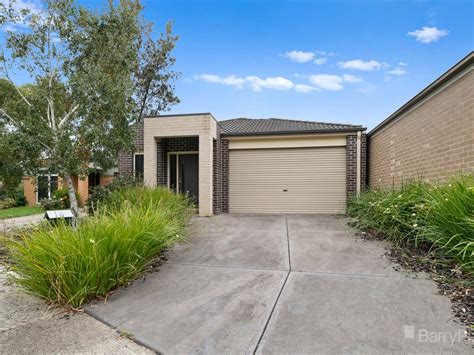 12 Versace Court, Pakenham, VIC 3810 